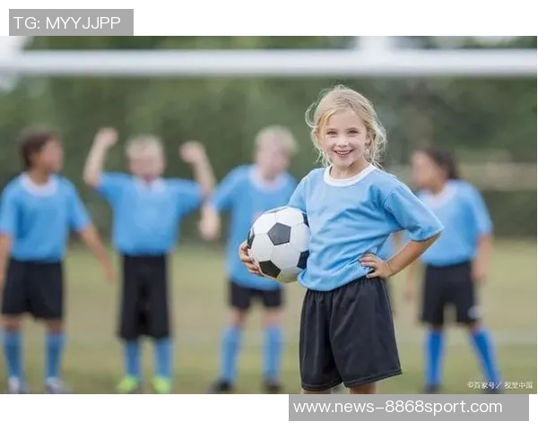 掌握脚颠足球技巧的详细步骤与注意事项分享